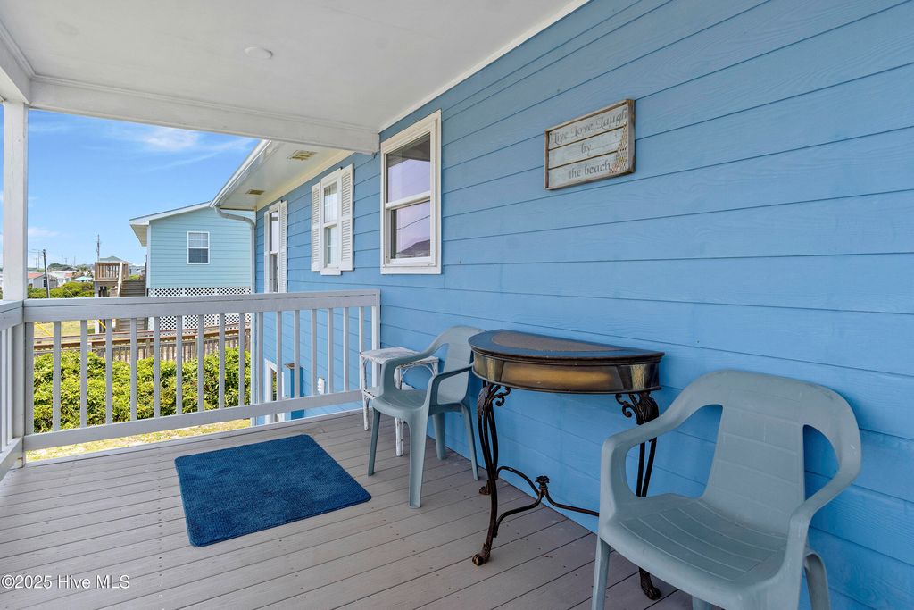 Image 59 of property listing at 101 Ocean Drive, Emerald Isle, NC 28594