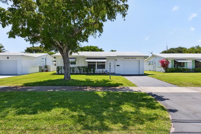 2521 N Cypress Road, Pompano Beach, FL 33064