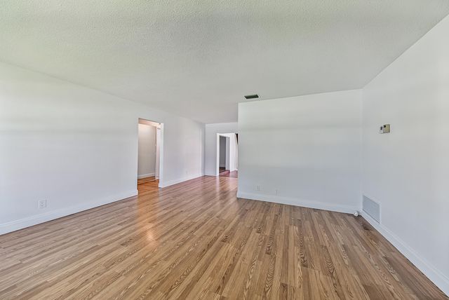 2521 N Cypress Road, Pompano Beach, FL 33064