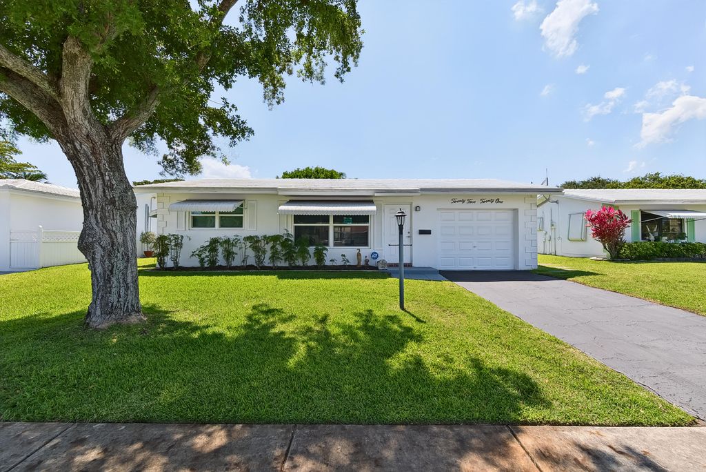2521 N Cypress Road, Pompano Beach, FL 33064