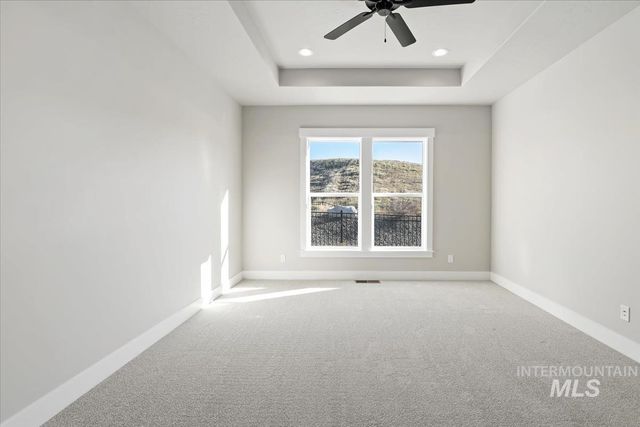 6614 N Good Dr, Eagle, ID 83629