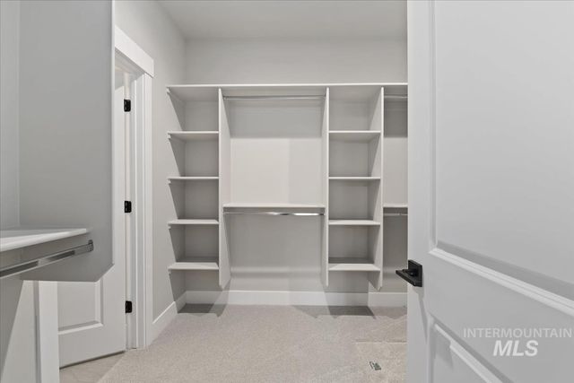 6614 N Good Dr, Eagle, ID 83629