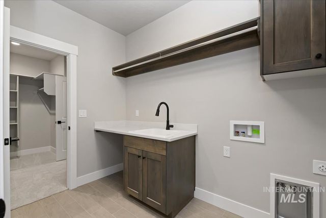 6614 N Good Dr, Eagle, ID 83629