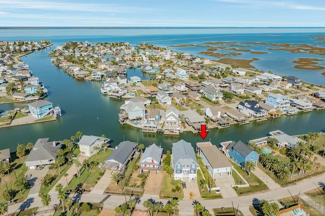 16518 Jamaica Cove Road, Jamaica Beach, TX 77554