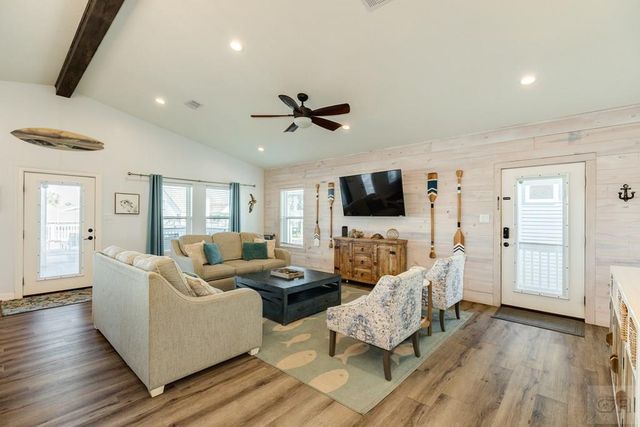 16518 Jamaica Cove Road, Jamaica Beach, TX 77554