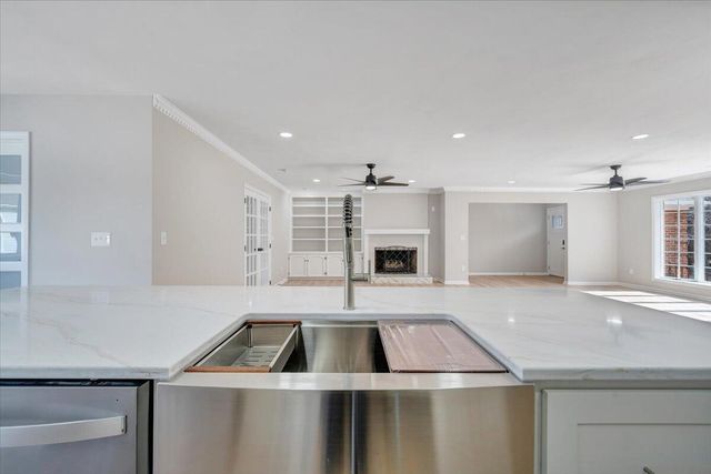 7951 Barrens RD, Roanoke, VA 24019