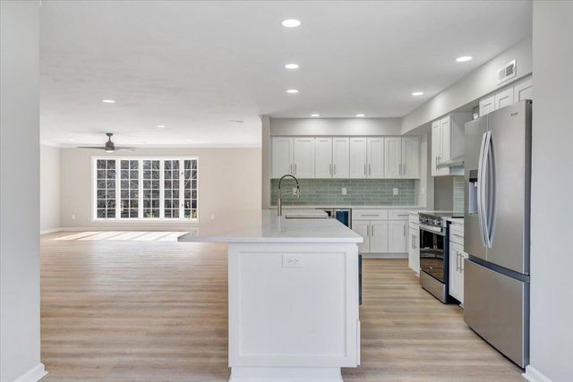 7951 Barrens RD, Roanoke, VA 24019