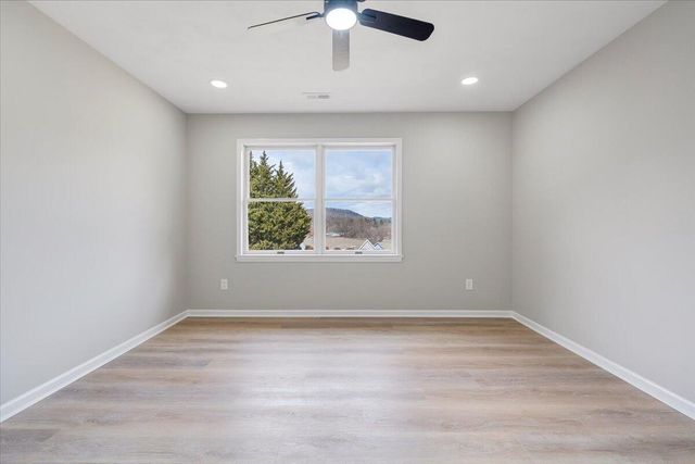 7951 Barrens RD, Roanoke, VA 24019