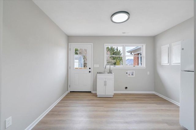 7951 Barrens RD, Roanoke, VA 24019