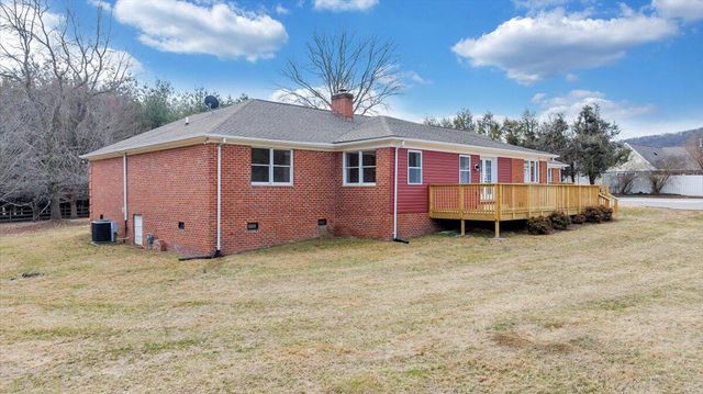 7951 Barrens RD, Roanoke, VA 24019