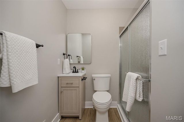 5507 Vermont Avenue, St Louis, MO 63111