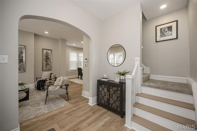 5507 Vermont Avenue, St Louis, MO 63111