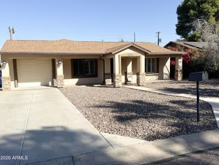 5212 E Cambridge Avenue, Phoenix, AZ 85008