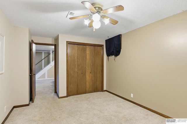 2223 S 138th Street, Omaha, NE 68144