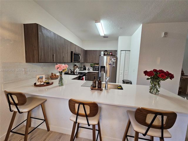 15520 SW 136th St 106, Miami, FL 33196