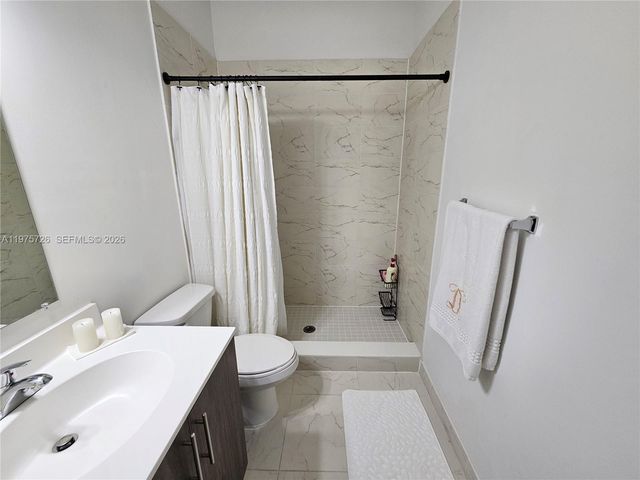 15520 SW 136th St 106, Miami, FL 33196