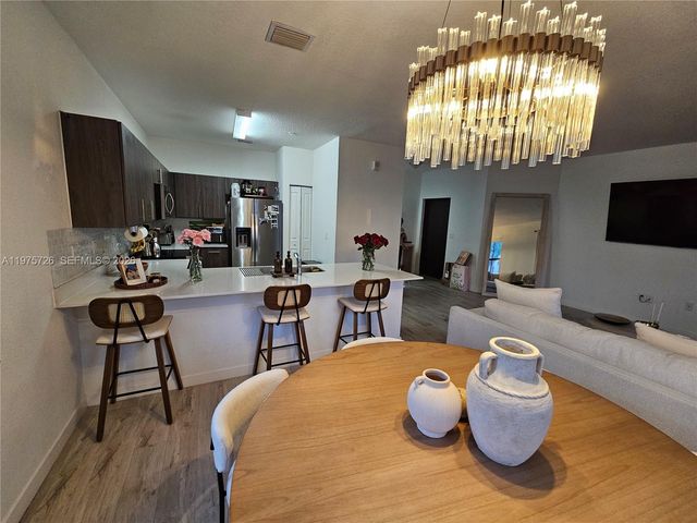 15520 SW 136th St 106, Miami, FL 33196