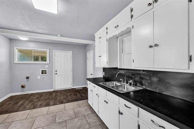 2036 NE Grand Boulevard, Oklahoma City, OK 73111