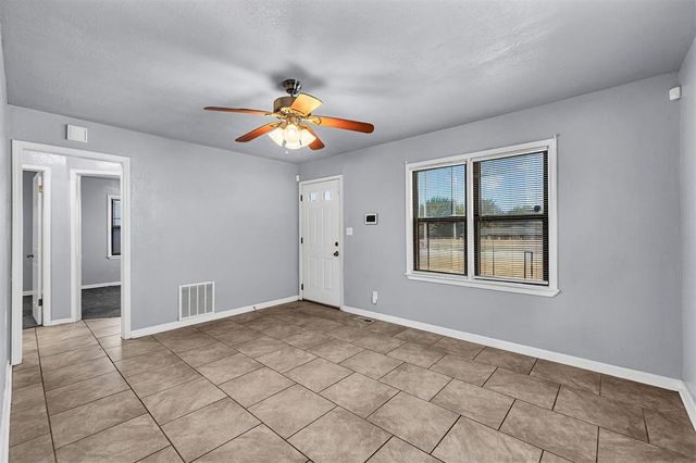 2036 NE Grand Boulevard, Oklahoma City, OK 73111