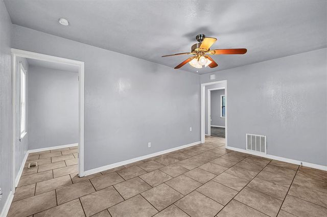 2036 NE Grand Boulevard, Oklahoma City, OK 73111