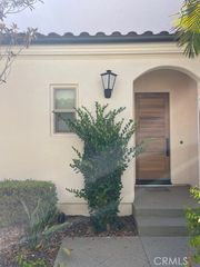 111 Holly Springs, Irvine, CA 92618