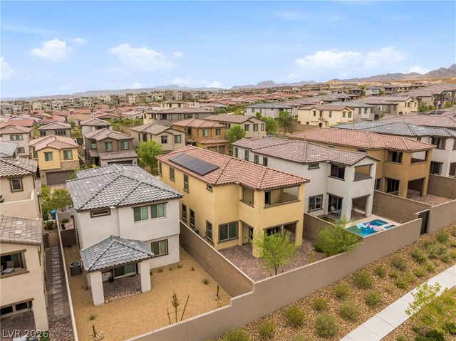 11576 Desert Hollow Avenue, Las Vegas, NV 89138