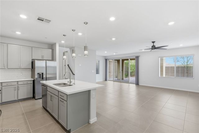 11576 Desert Hollow Avenue, Las Vegas, NV 89138
