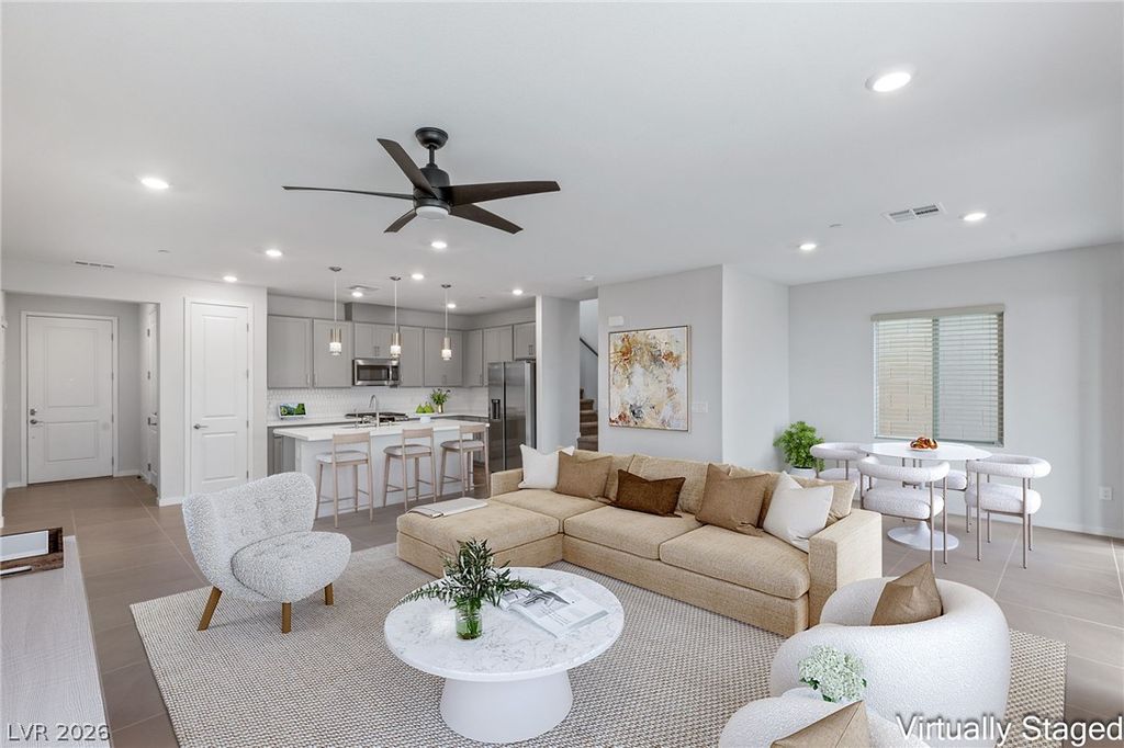 11576 Desert Hollow Avenue, Las Vegas, NV 89138