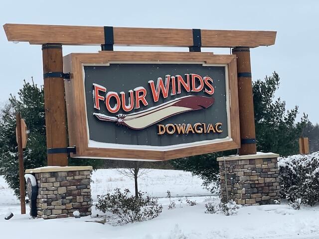 107 Lester Avenue, Dowagiac, MI 49047