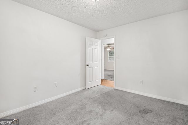 103 N Circle Drive, Ellenwood, GA 30294
