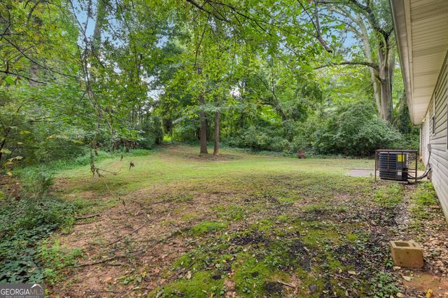 103 N Circle Drive, Ellenwood, GA 30294