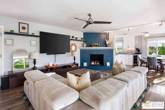 74367 Parosella Street, Palm Desert, CA 92260