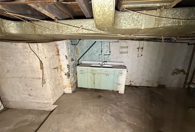 47 S 15th St, South Side, PA 15203