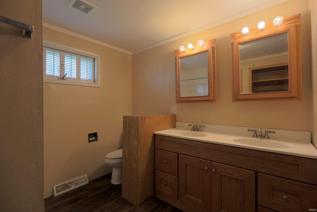 1015 College Avenue, Huntington, IN 46750