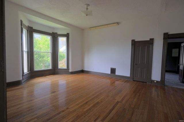 1015 College Avenue, Huntington, IN 46750