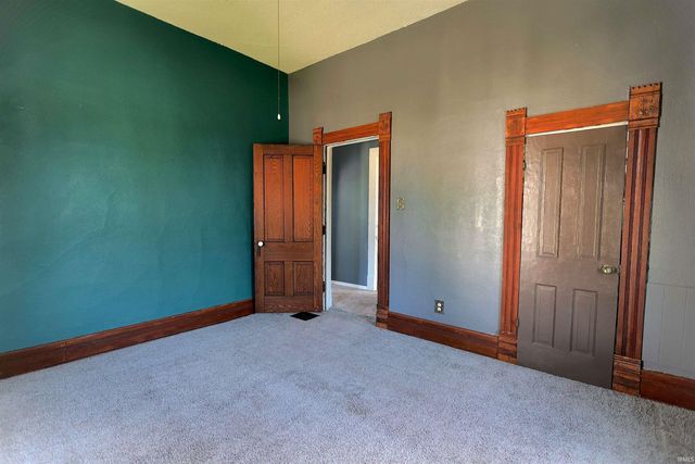 1015 College Avenue, Huntington, IN 46750