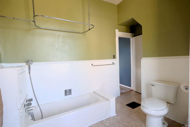 1015 College Avenue, Huntington, IN 46750