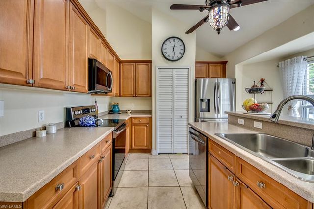 2012 33rd LN, Cape Coral, FL 33909
