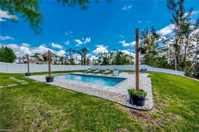 2012 33rd LN, Cape Coral, FL 33909