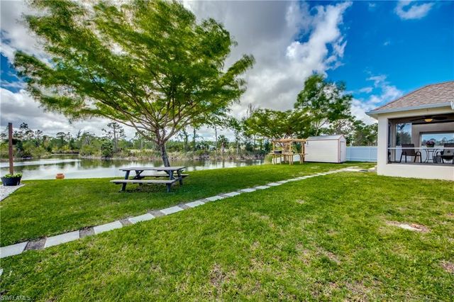 2012 33rd LN, Cape Coral, FL 33909