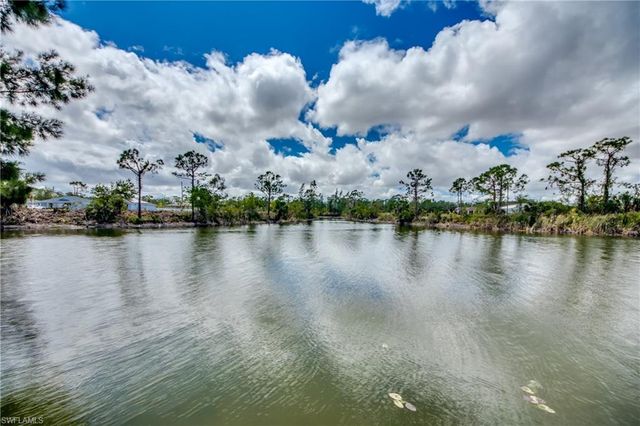 2012 33rd LN, Cape Coral, FL 33909