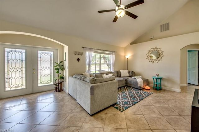 2012 33rd LN, Cape Coral, FL 33909