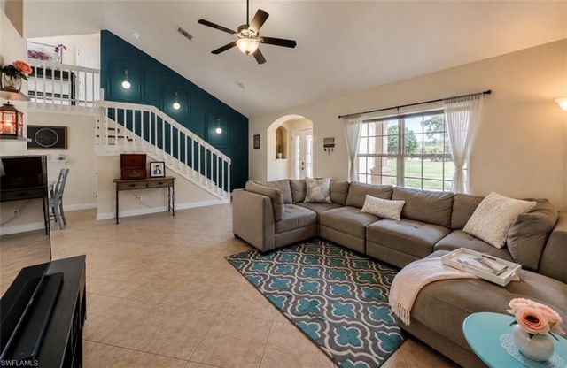 2012 33rd LN, Cape Coral, FL 33909