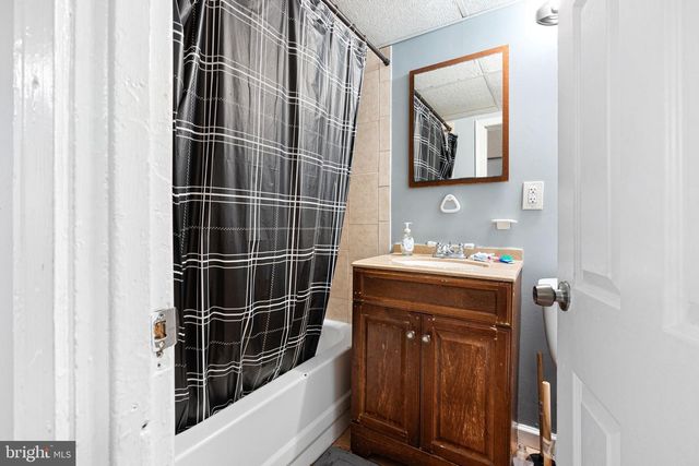 5201 EUCLID ST, Philadelphia, PA 19131