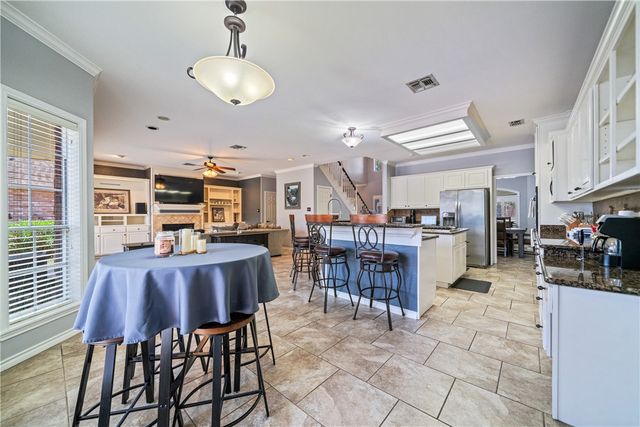 7602 Dijon Lake Dr, Corpus Christi, TX 78413