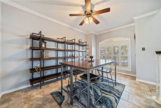 7602 Dijon Lake Dr, Corpus Christi, TX 78413