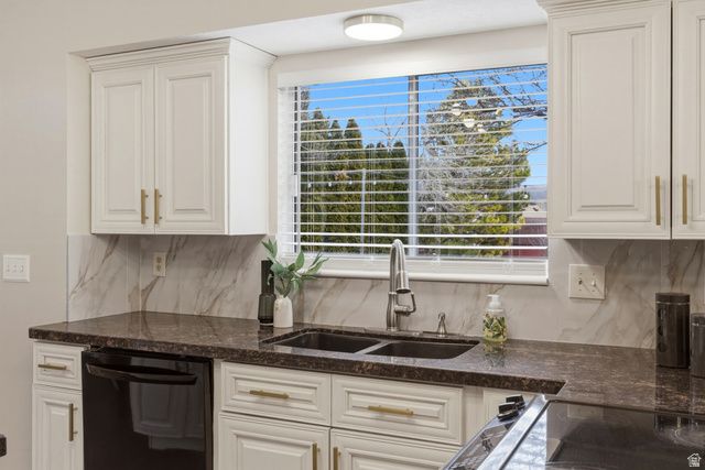 1087 W BARNES DR, Kaysville, UT 84037