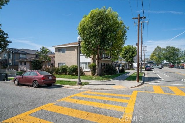 10861 Walnut Street, Los Alamitos, CA 90720