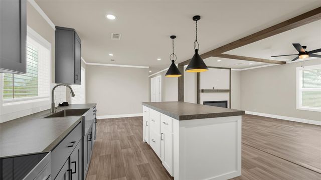 2564 County Road 2274, Cleveland, TX 77327
