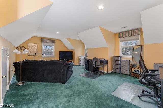 7 Newell Rd, Readington Twp., NJ 08822